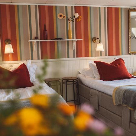 Woodstock B & B Studios Balsta Bagian luar foto