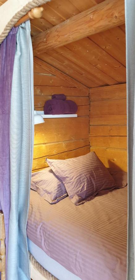 Woodstock B & B Studios Balsta Bagian luar foto