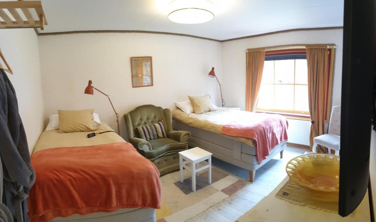 Woodstock B & B Studios Balsta Bagian luar foto