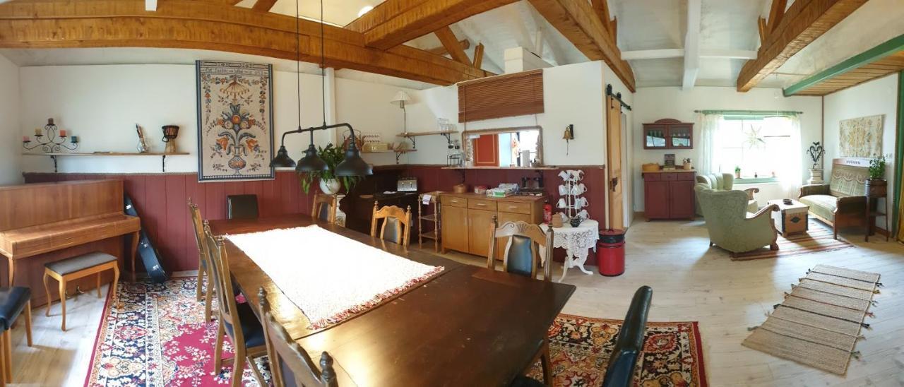Woodstock B & B Studios Balsta Bagian luar foto